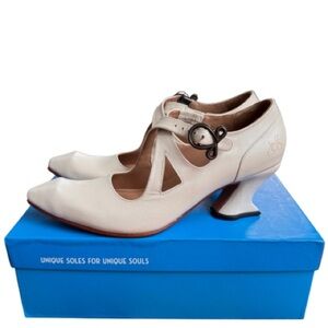 John Fluevog | Women's Maddalena Pump